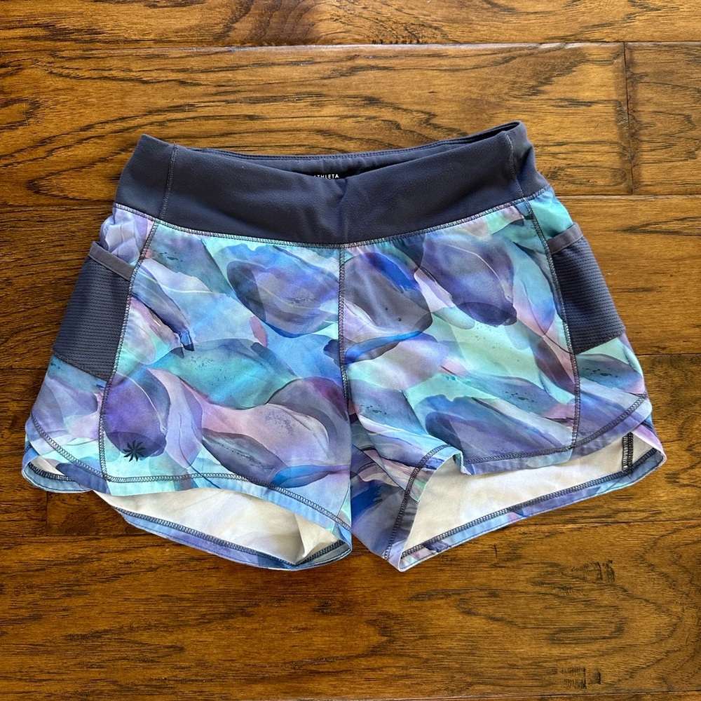 Athleta Girl Record Breaker Shorts Size M (8-10)